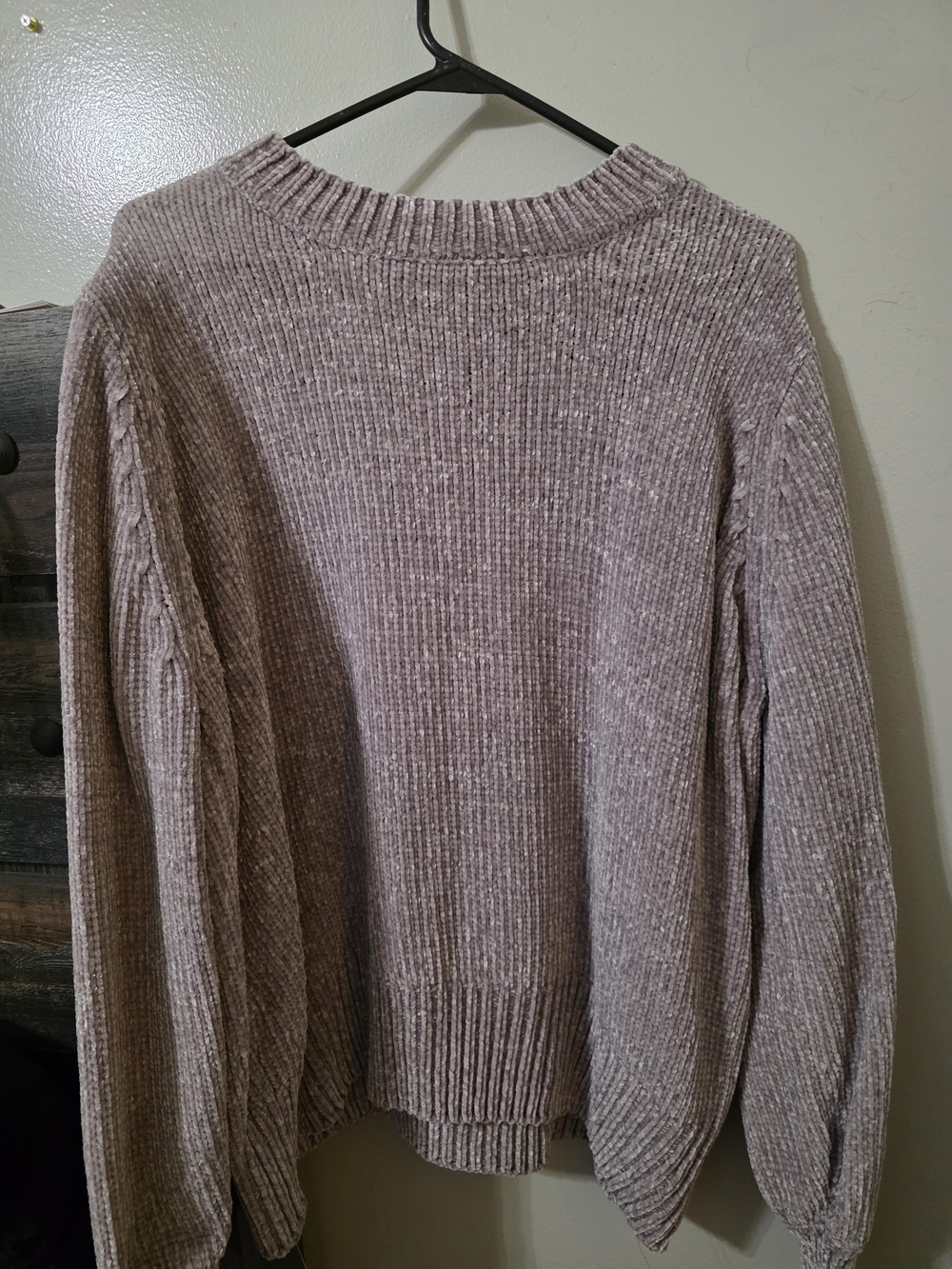 Zenana Outfitters Ribbed Crewneck Sweater - Light Grey